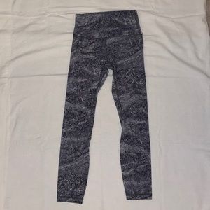 Lululemon Align 25”